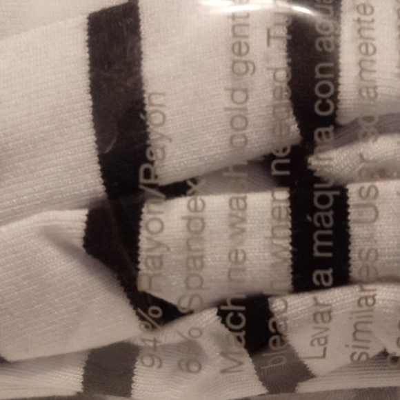 NWT MATERNITY TEE SHIRT DRESS SHORT SLEEVE SIDE RUCHING SEMI FITTED SCOOP NECK - Picture 4 of 5